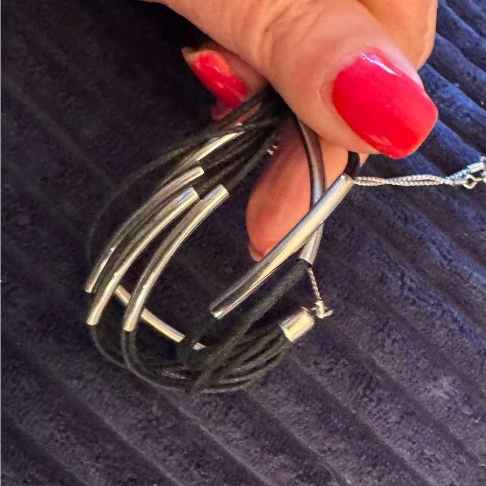 Women’s  Black and Silver bead leather Bracelet